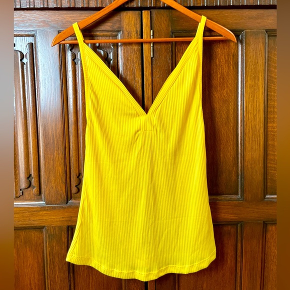 Tank Top, size Med - Picture 1 of 2